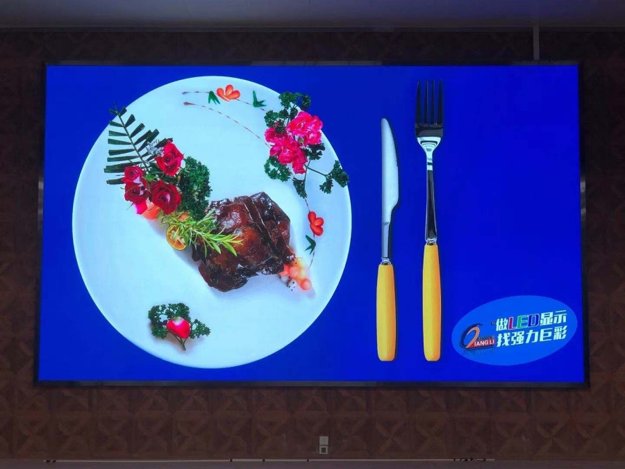 室內(nèi)p2.5，尺寸：5.44X3.2